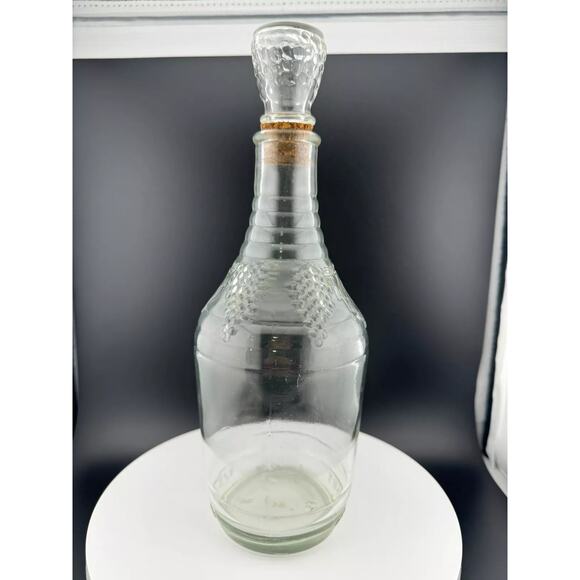 Vintage Grape Pattern Clear Glass Decanter Bottle with Stopper Empty Bottle - Picture 2 of 8